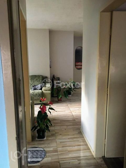Image 5 - 928279