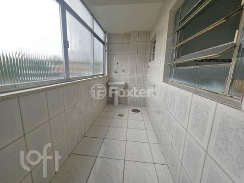 Image 6 - 928292
