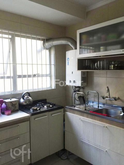 Image 7 - 928294