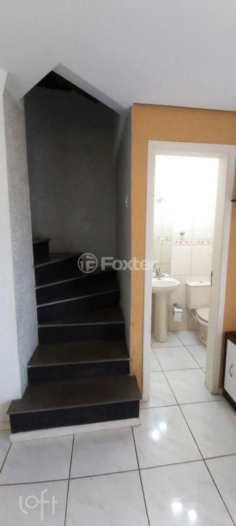 Image 4 - 928306
