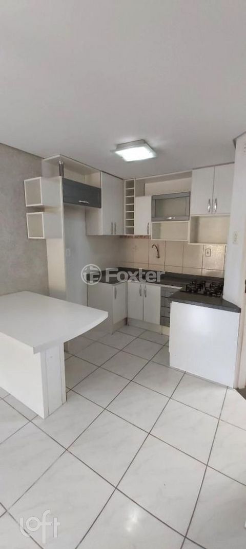 Image 1 - 928306