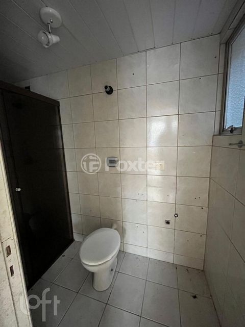 Image 7 - 928321