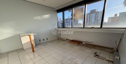 Image 3 - 928329