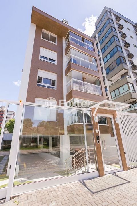 Image 3 - 928388