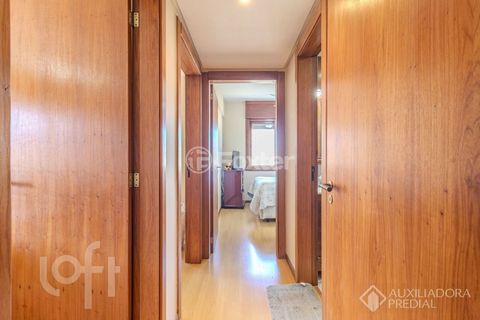Image 9 - 928416