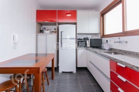 Image 7 - 928417