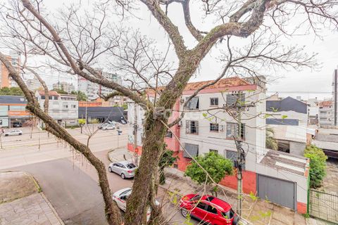 Image 3 - 928419
