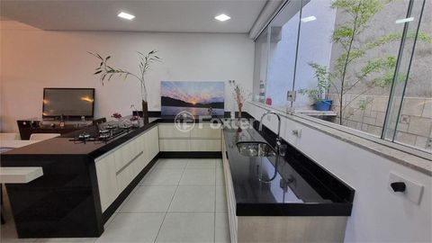 Image 7 - 928432