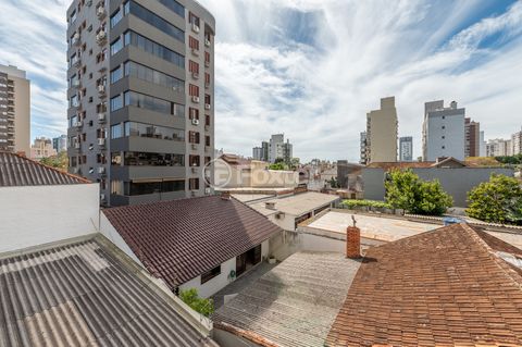 Image 3 - 928449