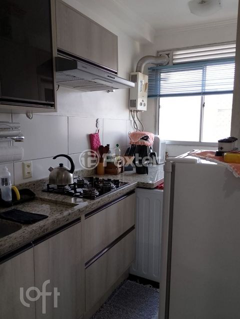 Image 8 - 928450