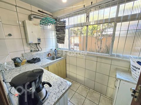Image 3 - 928453