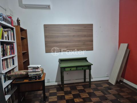 Image 3 - 928496