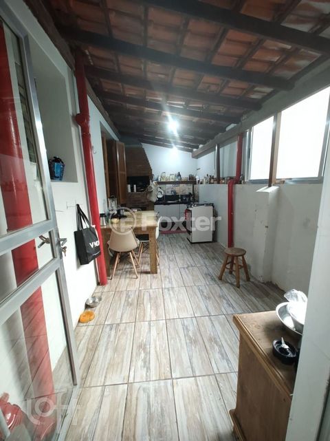 Image 8 - 928535