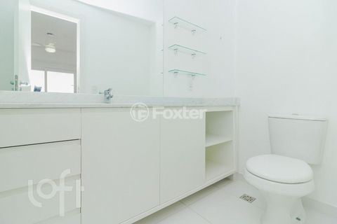 Image 11 - 928554