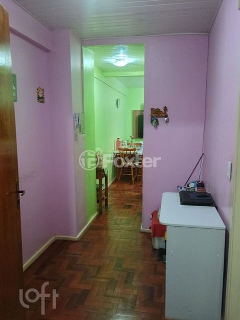 Image 10 - 928563