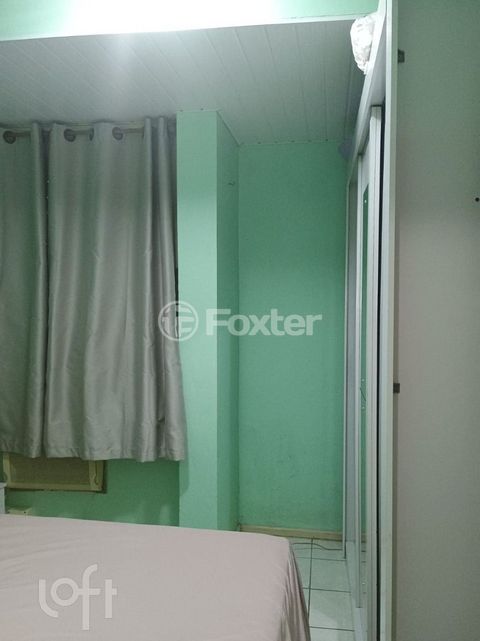 Image 11 - 928563