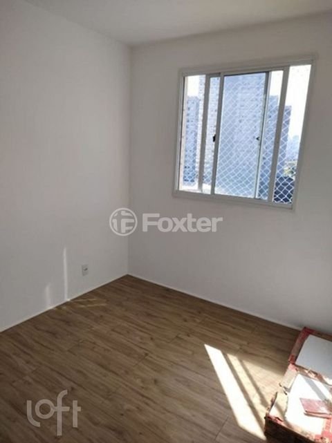 Image 7 - 928570