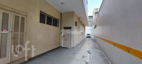Image 9 - 928573