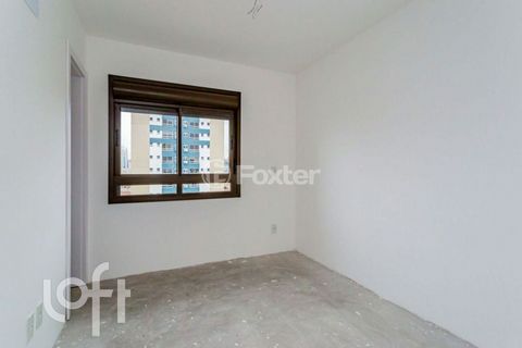 Image 3 - 928591