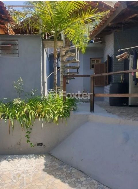 Image 8 - 928594