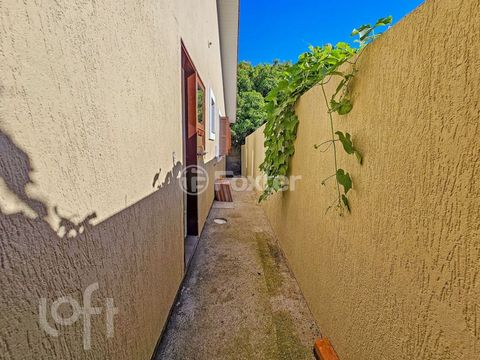 Image 7 - 928599