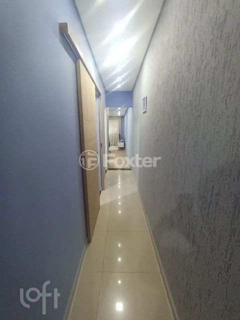 Image 6 - 928605