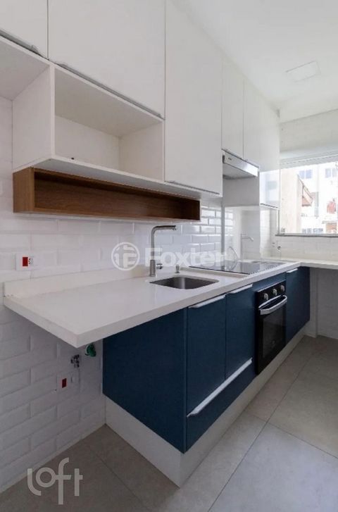 Image 3 - 928616