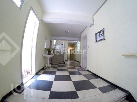 Image 10 - 928626