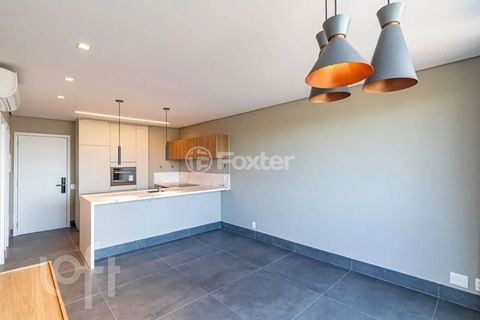 Image 3 - 928633