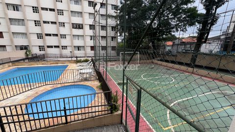 Image 17 - 928665