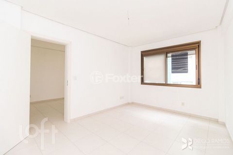 Image 5 - 928668