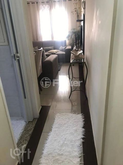 Image 1 - 928688