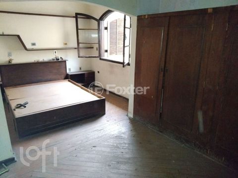 Image 7 - 928689