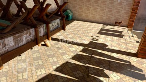Image 8 - 928694