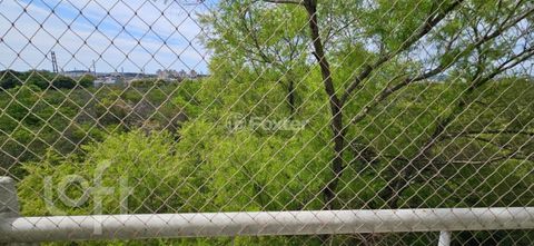 Image 5 - 928706