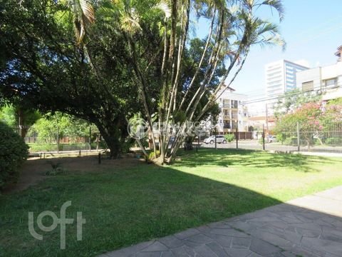 Image 3 - 928711
