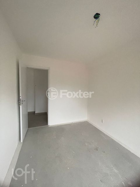 Image 3 - 928722