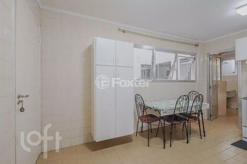 Image 7 - 928737