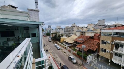 Image 4 - 928742