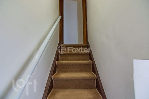 Image 4 - 928743