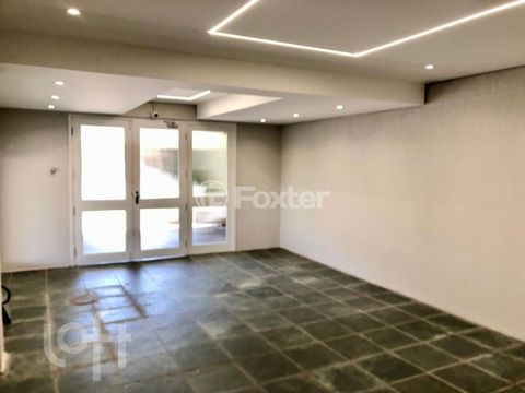 Image 3 - 928756