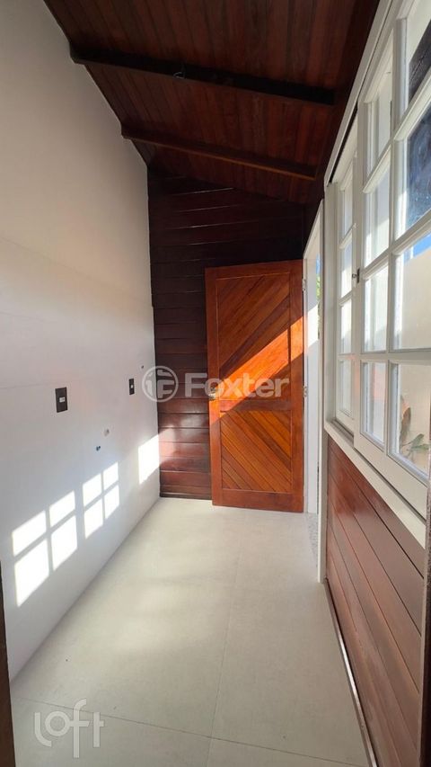 Image 8 - 928846