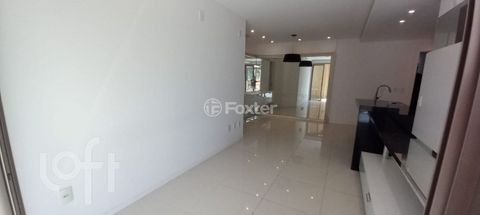 Image 4 - 928868