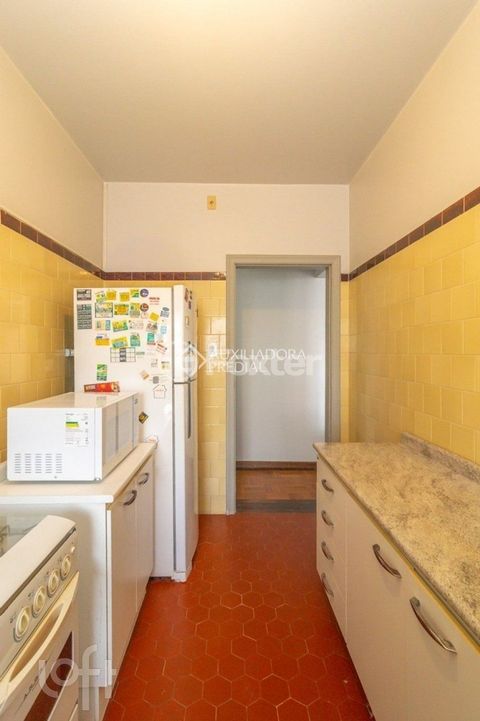 Image 7 - 928872