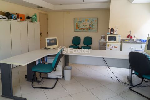 Image 3 - 928884