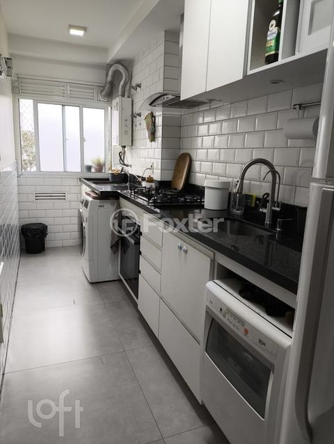 Image 3 - 928899