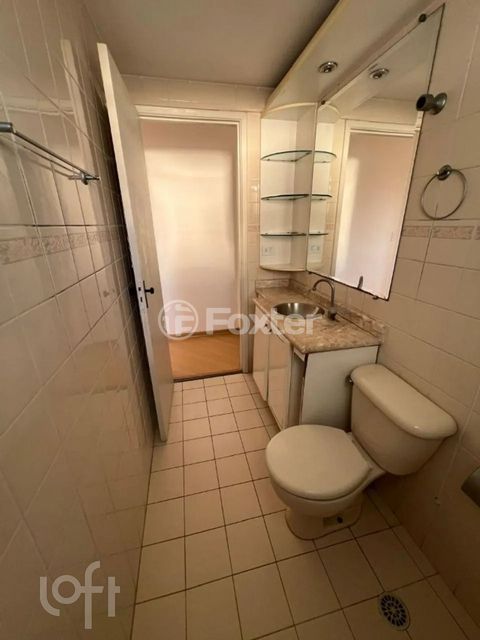 Image 7 - 928905