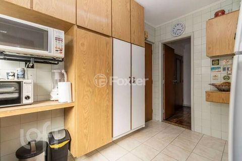 Image 3 - 928916