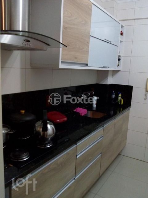 Image 4 - 928931
