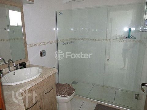 Image 7 - 928936